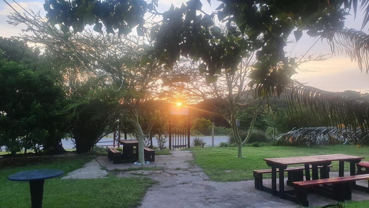 Sunset Bed And Breakfast Coffee Bay Dış mekan fotoğraf